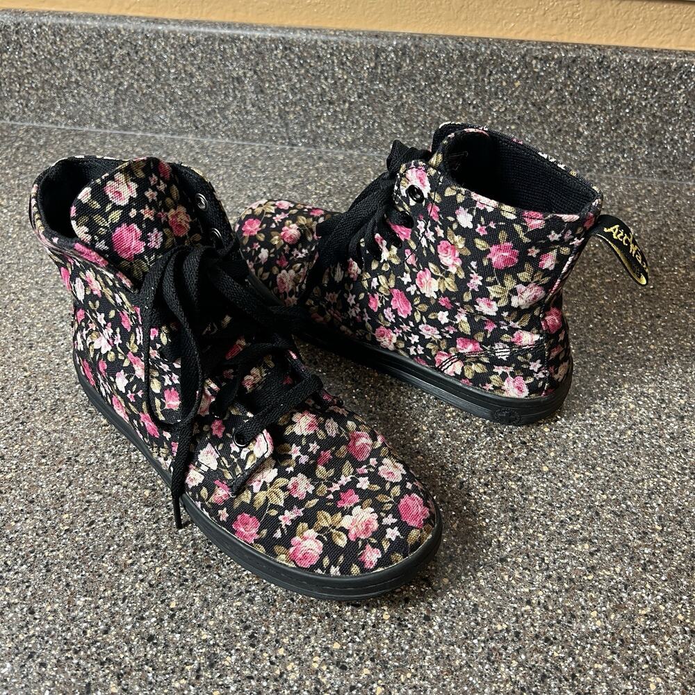 Dr Martens AirWave AW004 Floral Canvas Sneaker Women's 7 Multicolor Combat Boots